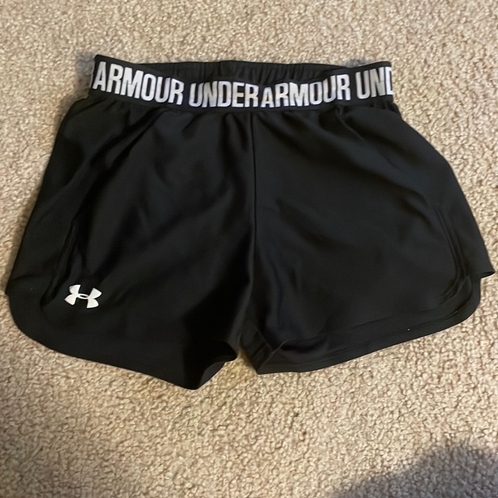 Black under armour athletic shorts